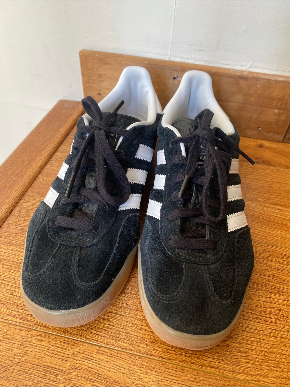 adidas Unisex Gazelle Indoor Black Suede Sneakers